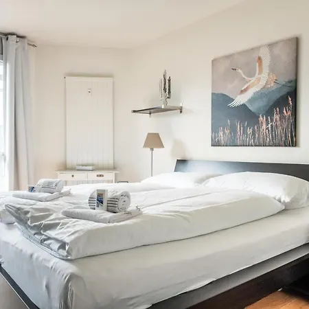 Апартаменты Alpenrose 2.5 Mit Mitbenutzung & Wellness - Griwa Rent Ag Беатенберг