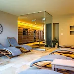 Appartamento Alpenrose 2.5 Mit Mitbenutzung & Wellness - Griwa Rent Ag *